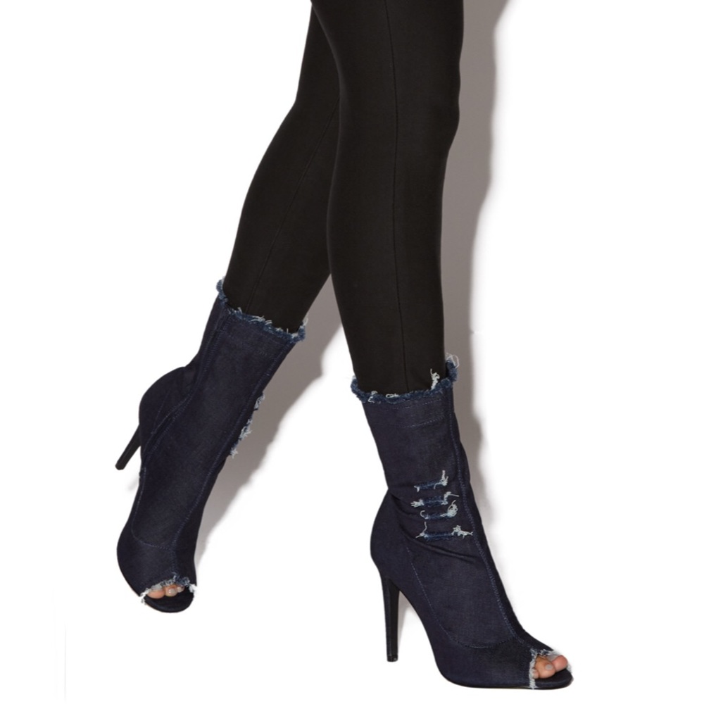 NWOT Stiletto